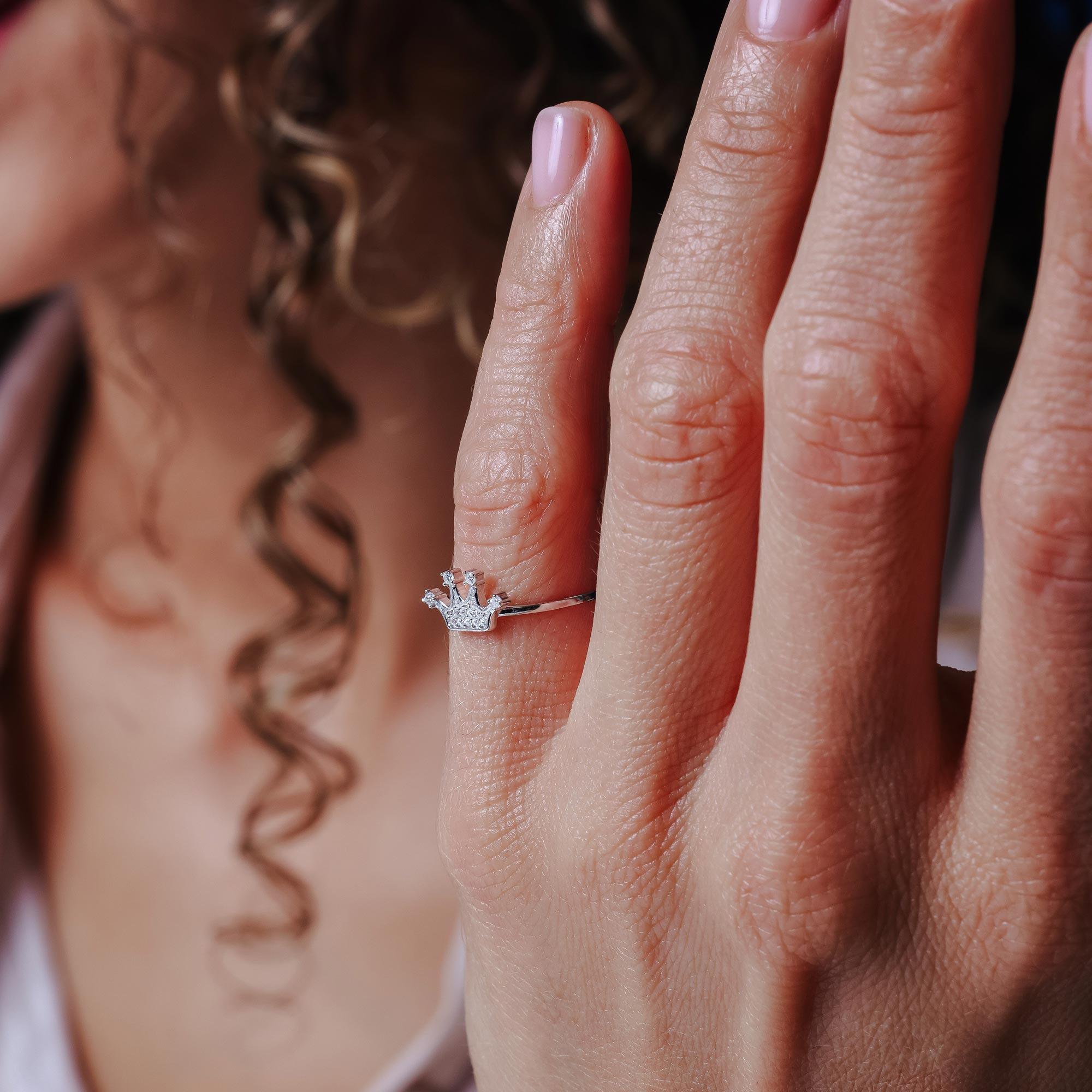 Rhodium Plated 925 Sterling Silver Crown Design CZ Ring - GMR00373