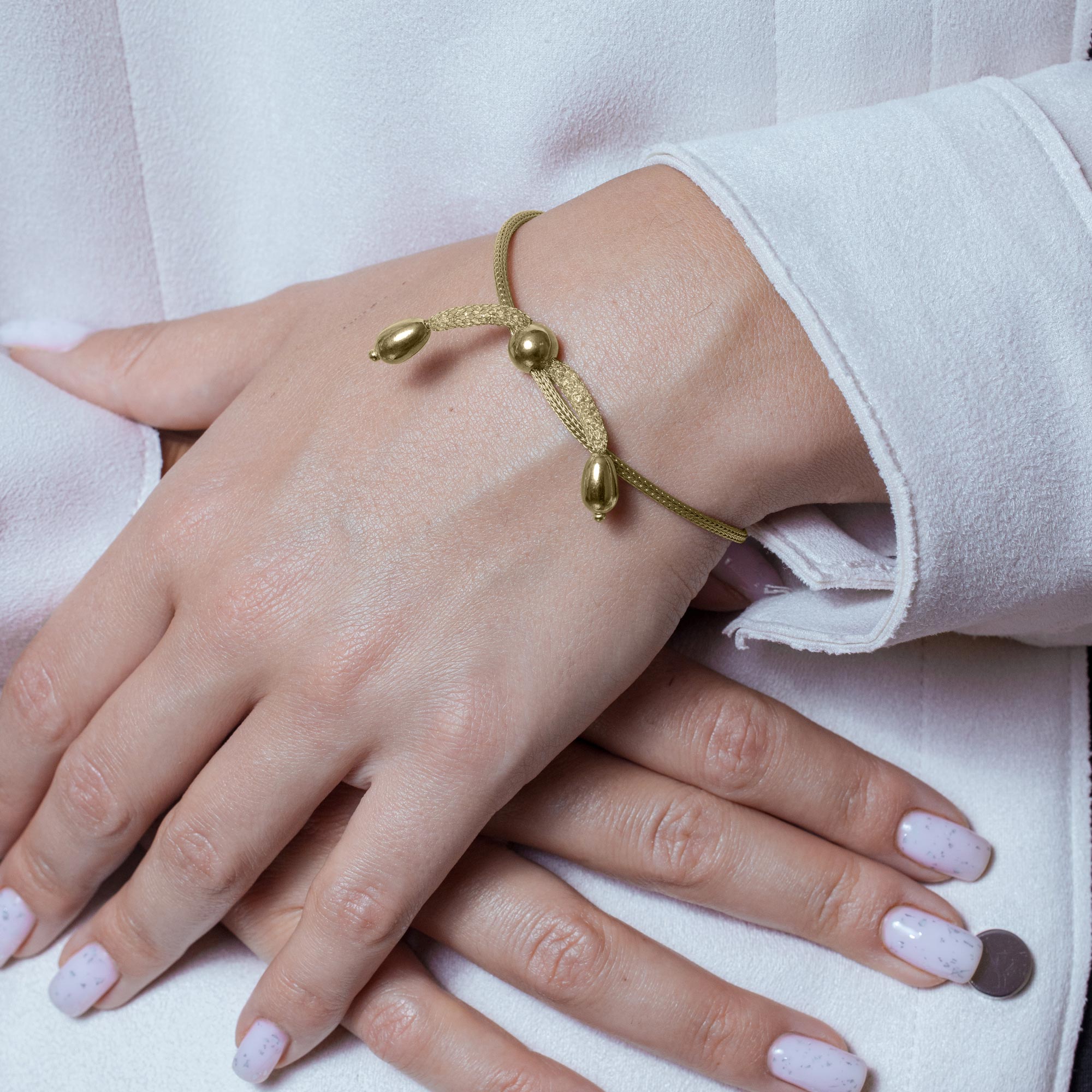 Pulsera Italiana De Tres Cuentas Medias Plata 925 Chapada En Oro Rodio - ITB00073GP