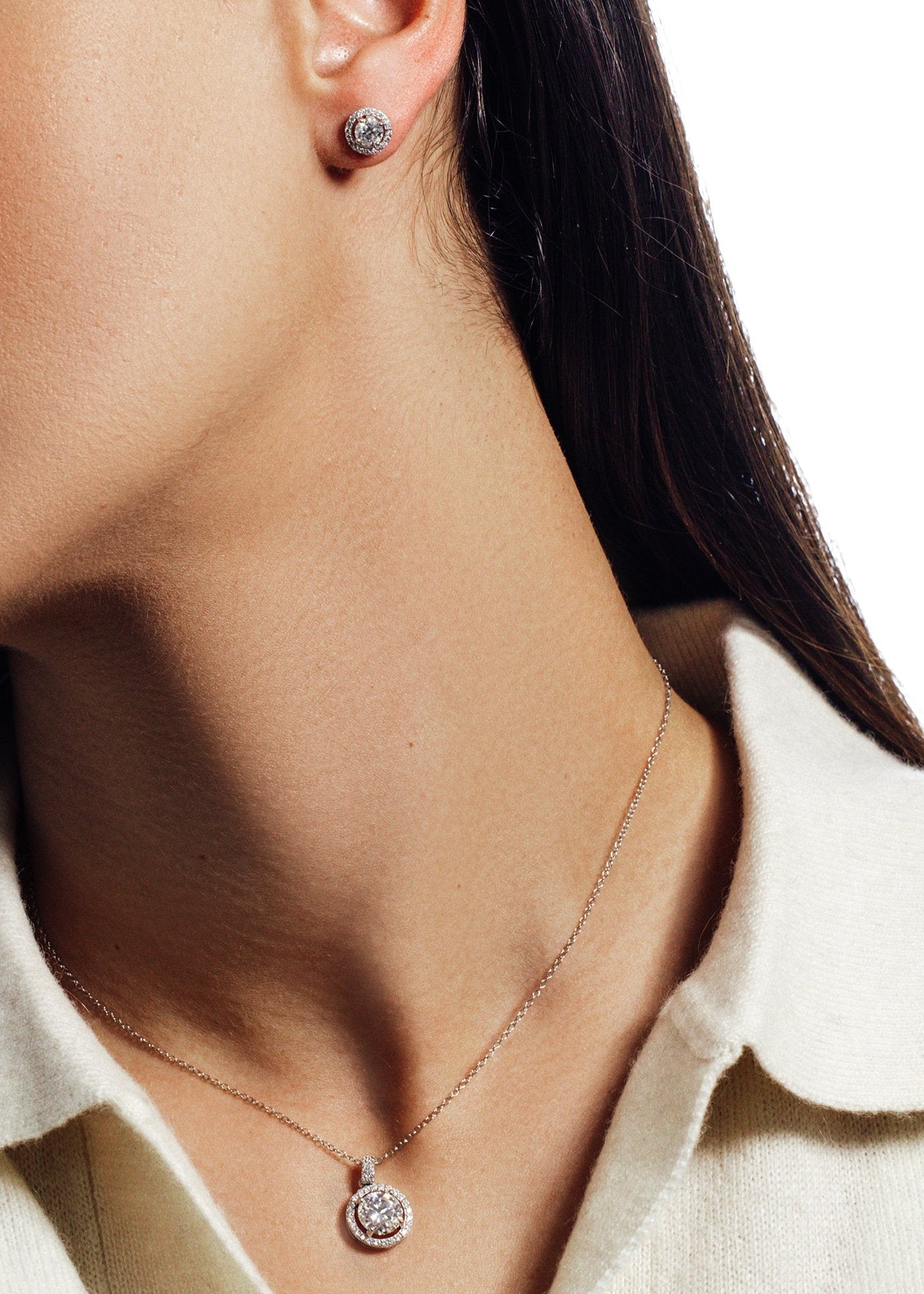 Conjunto de pendientes y collar de moissanita redonda de 0,5 quilates y 2 quilates en plata de ley 925 rodiada - MBGS00001