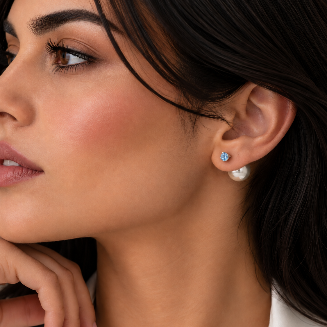 Color_White #Birthstone_March - Aquamarine

