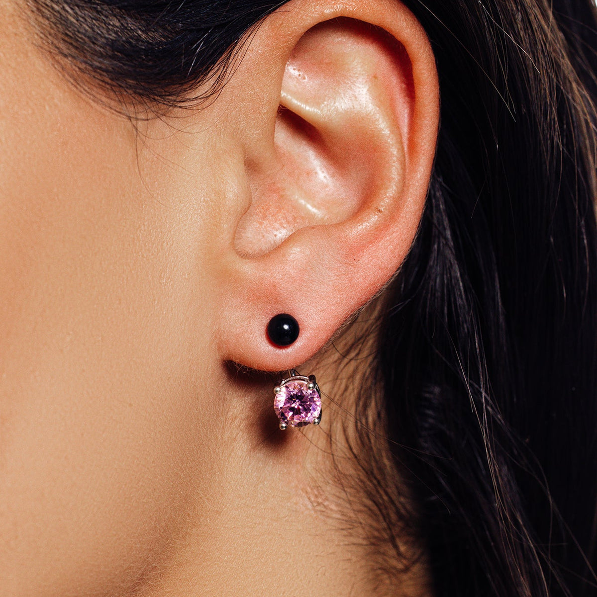 #Birthstone_October - Pink Tourmaline
#Color_Black