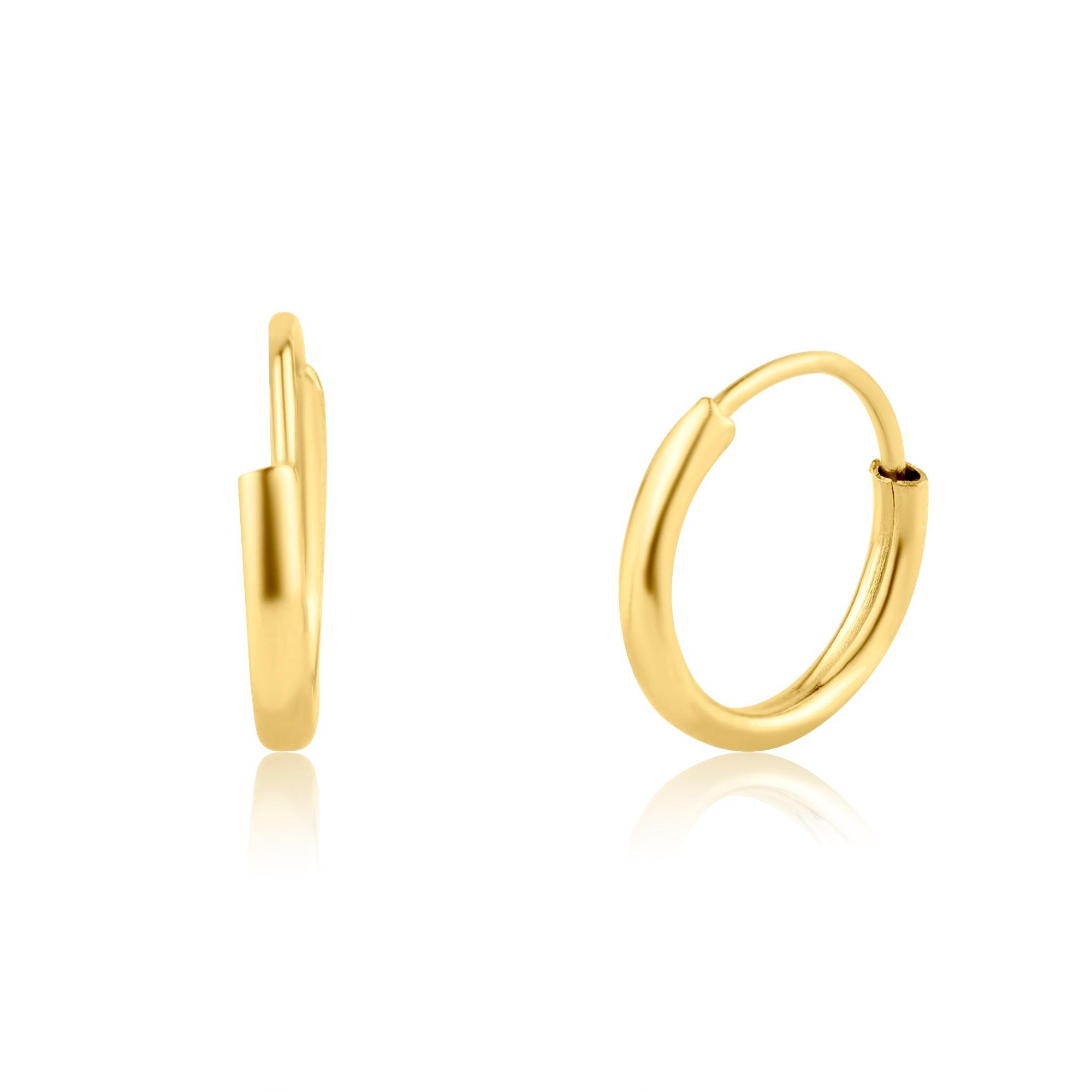 Paperclip Huggie Earring in 14K Yellow Gold main image 1