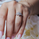 Anillo de flor de circonita cúbica con micro pavé chapado en rodio de plata 925 - ACR00018