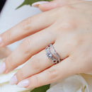 Conjunto de anillo de compromiso nupcial con circonita central redonda transparente chapada en rodio de plata 925 - BGR00590