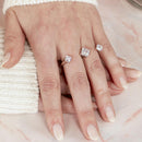 Anillo abierto de dos dedos chapado en rodio de plata 925 con 3 tapas decorativas de circonita cúbica - BGR00984