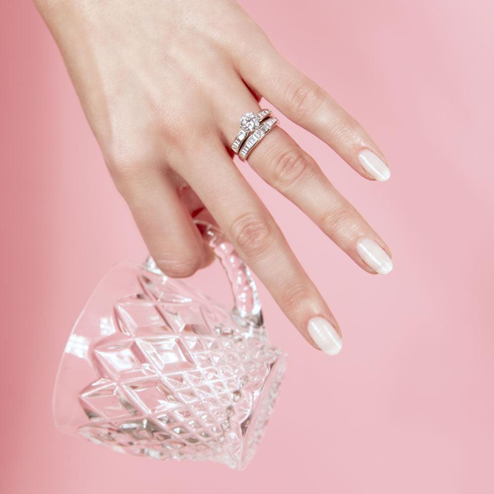 Conjunto nupcial de dos piezas en plata de ley 925 rodiada con circonitas - BGR01098