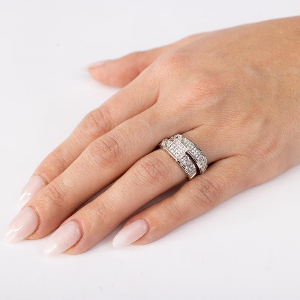 Anillo nupcial de trío con centro de pavé cuadrado chapado en rodio de plata 925 - GMR00150