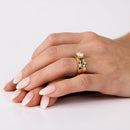 Anillo de bodas bicolor de plata de ley 925 con circonitas cúbicas martilladas - GMR00186GP