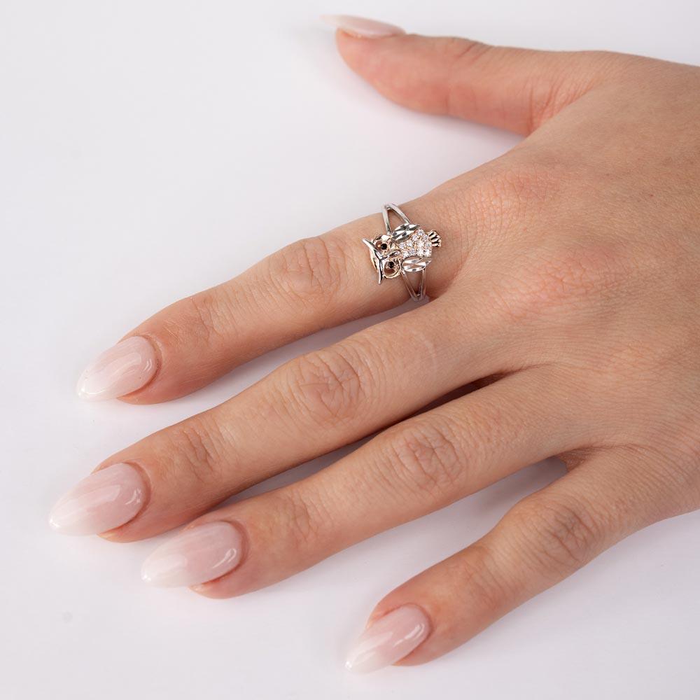 Anillo de plata con forma de búho y corte de diamante en dos tonos - GMR00298RHR