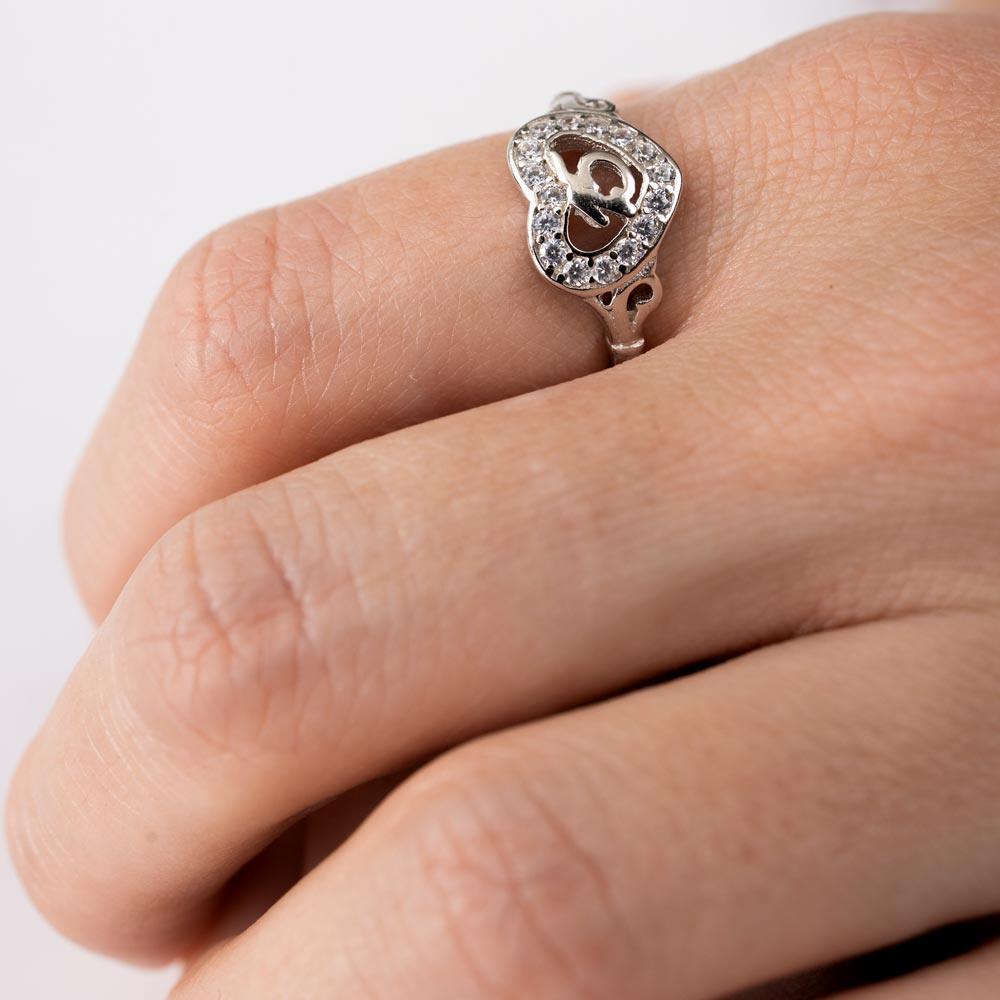 Anillo de plata de ley 925 rodiada con corazón de 15 quilates y circonitas - TMR00002