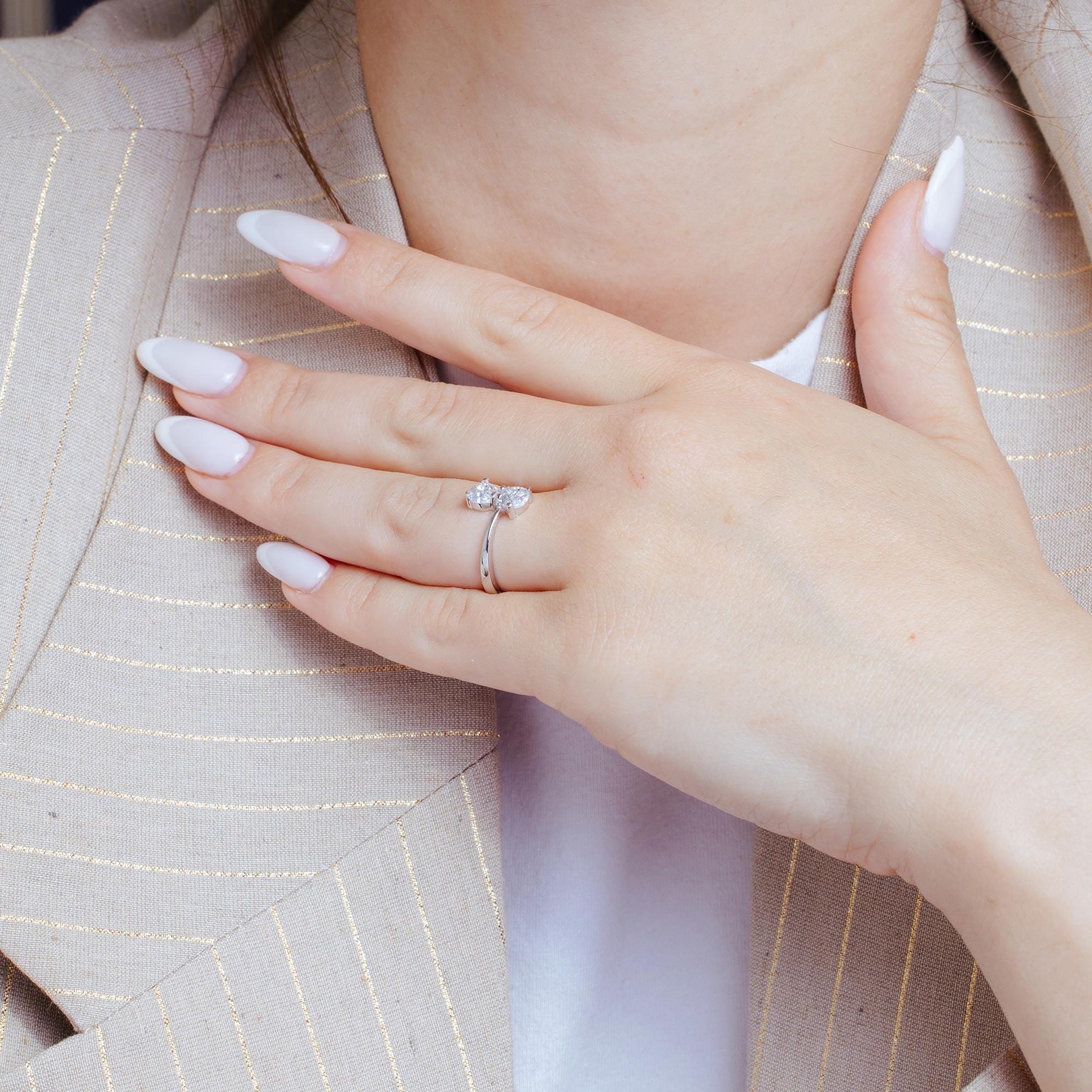 Anillo de plata 925 con circonitas gemelas chapadas en rodio - BGR00863