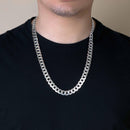 Curb 300 Cadena o pulsera lisa de 1 lado con corte de diamante y 1 lado de 10,8 mm - CH634