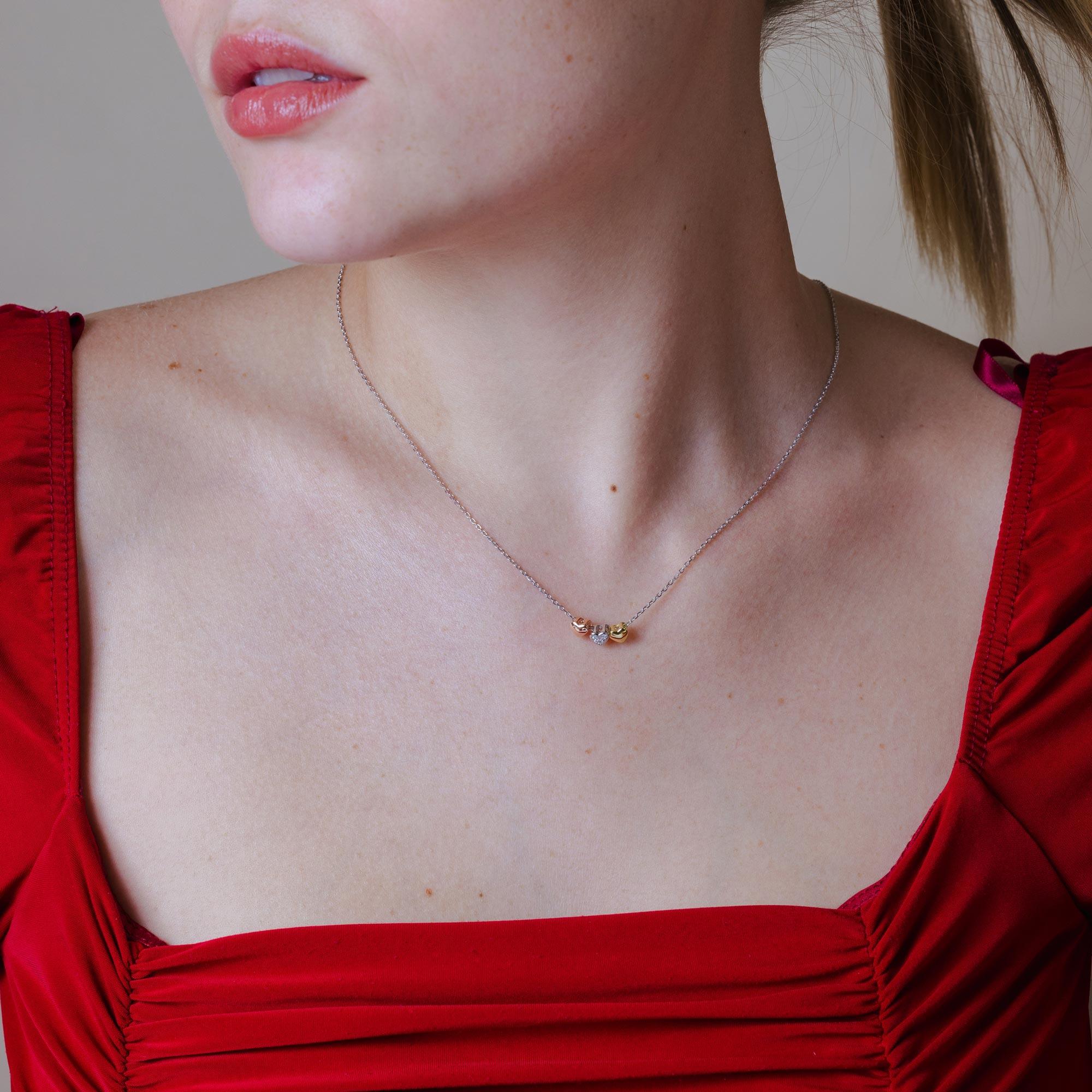 Collar de plata de ley 925 tricolor con dijes de corazón - STP01530